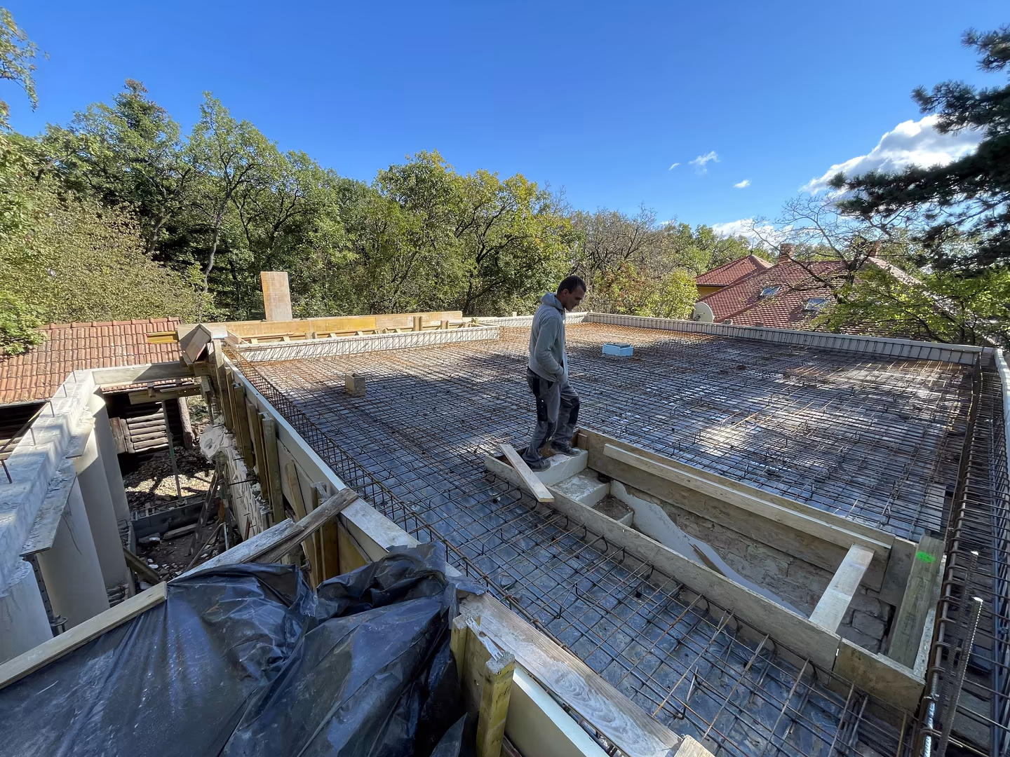 Kg general fenyves sor 1