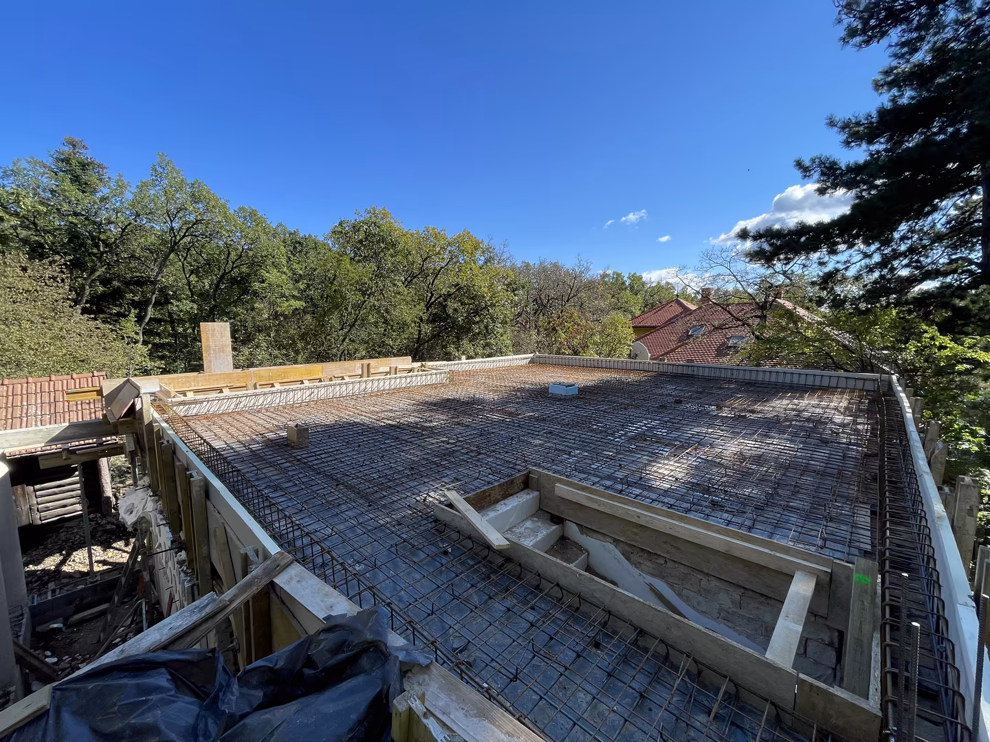 Kg general fenyves sor 2