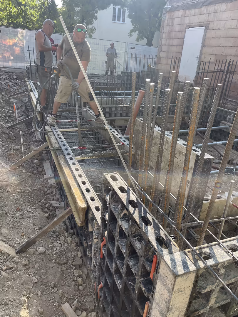 Kg general rokus tarsashaz 9