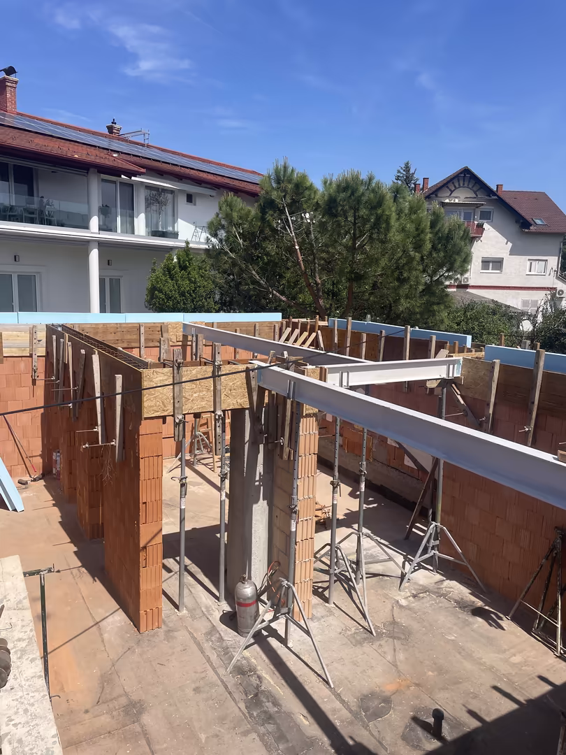 Kg general suranyi 18