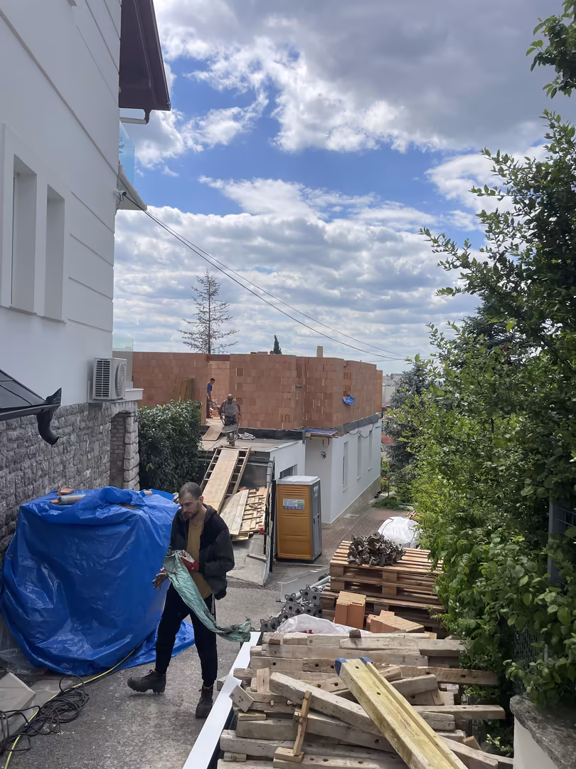 Kg general suranyi 4