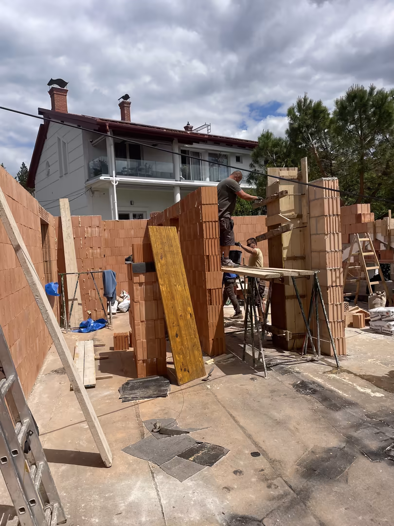 Kg general suranyi 8